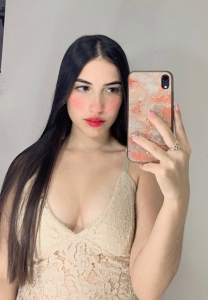 1-on-1 video chat preview on LiveGirl — Sara from Venezuela